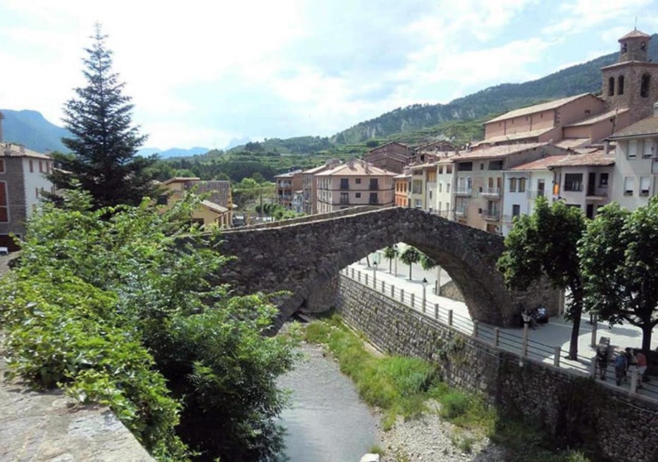 Apartamento Con Encanto En El Pirineo ลาโปบลา เด ลีเญต ภายนอก รูปภาพ