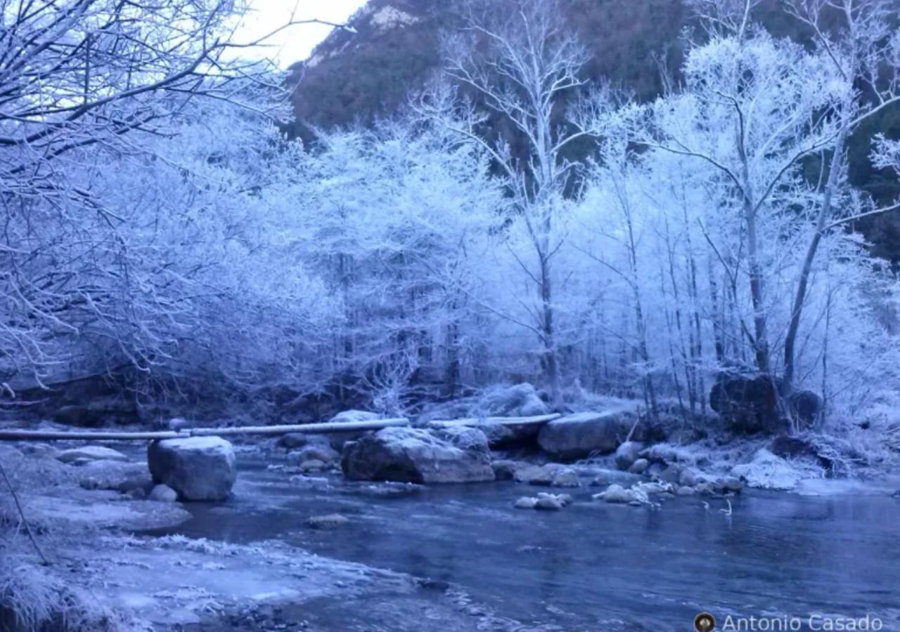 Apartamento Con Encanto En El Pirineo ลาโปบลา เด ลีเญต ภายนอก รูปภาพ